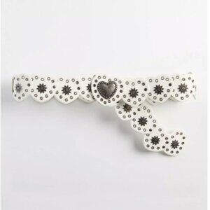Torrid White Belt with Silver Heart Buckle - Size 3X (22/24) - NEW